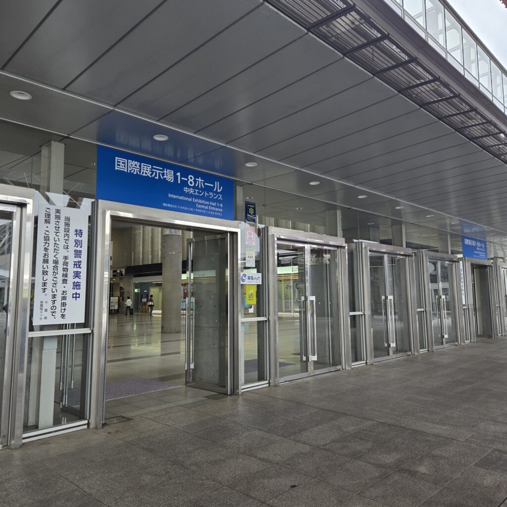第8回花友フェスタ 9時開場 入場待ち9時02分の様子