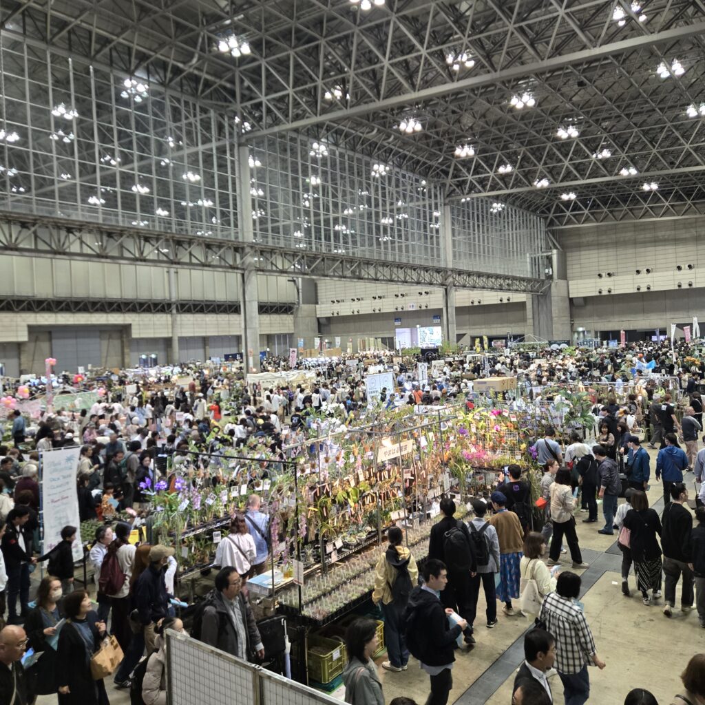 第8回花友フェスタ 会場内9時19分の様子